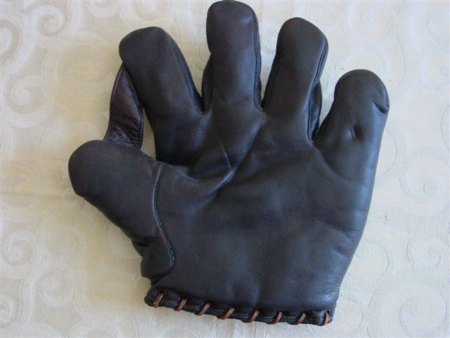 Victor, Wright & Ditson 1 Inch Web Black Front